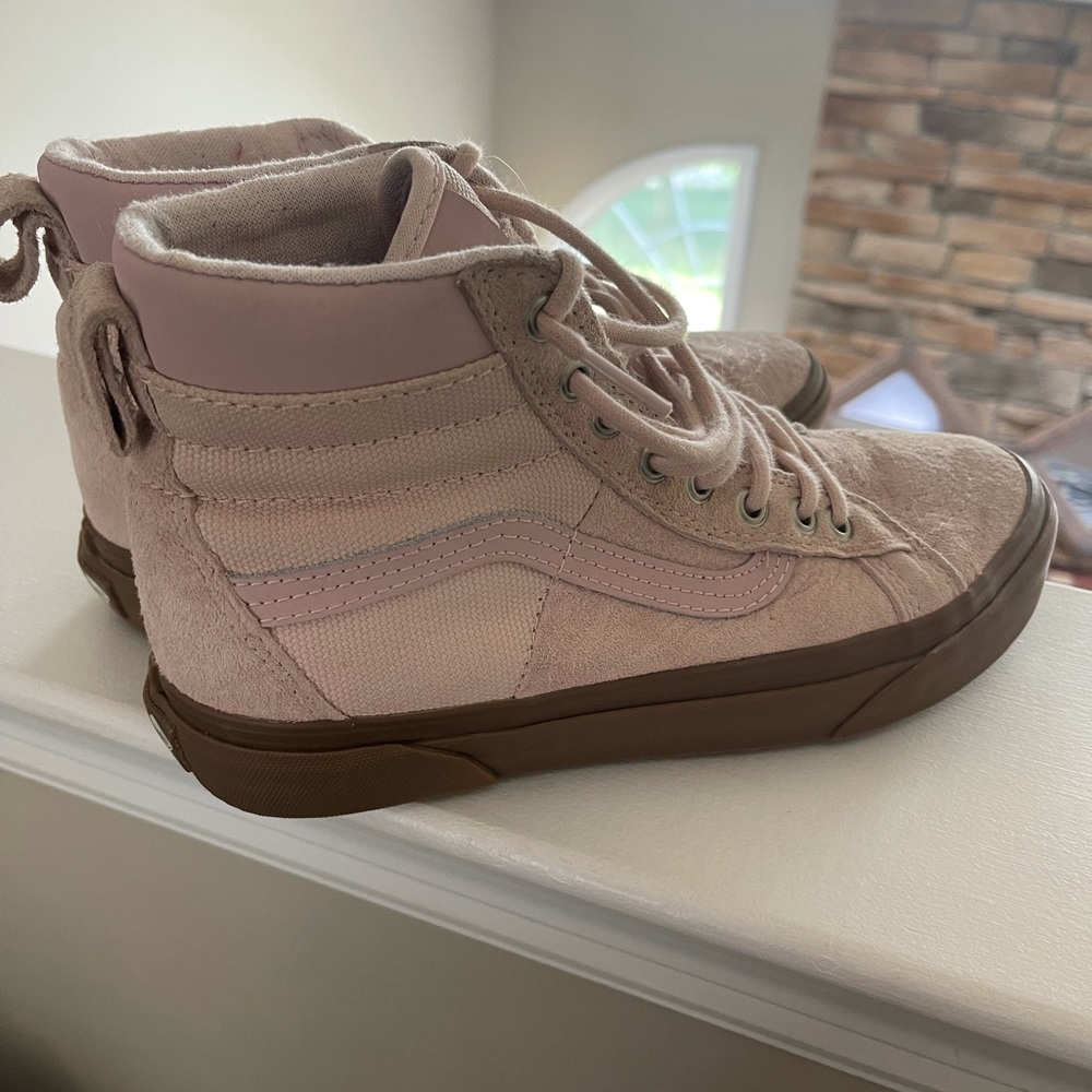 Hi Top Vans Pink Size 6.5M / 8W